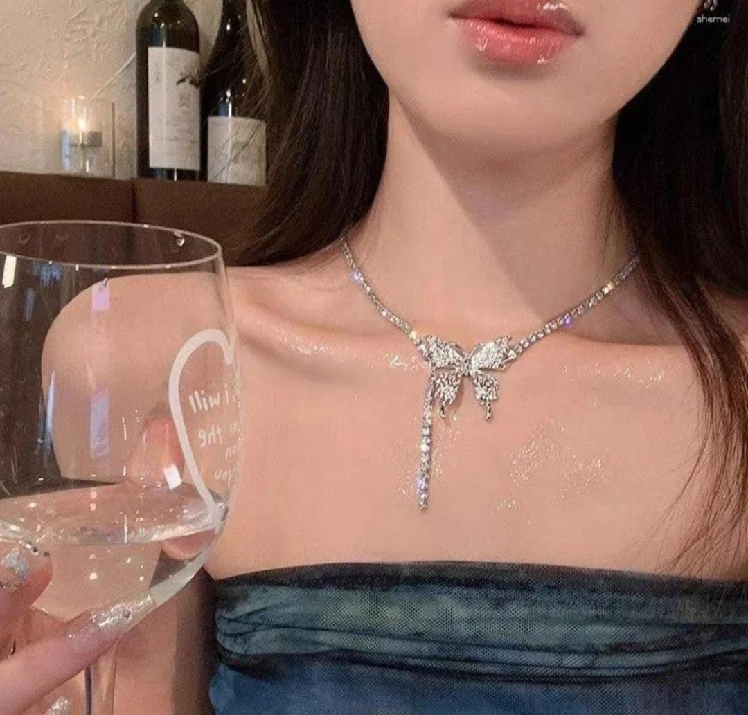 Silver Elegant Butterfly Koraen Necklace