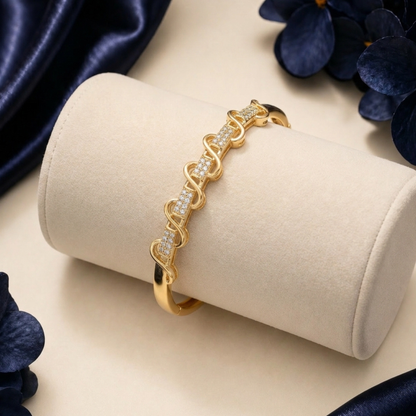 Nova Curve Bracelet