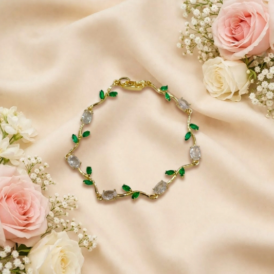 White-Green Tulip Bracelet