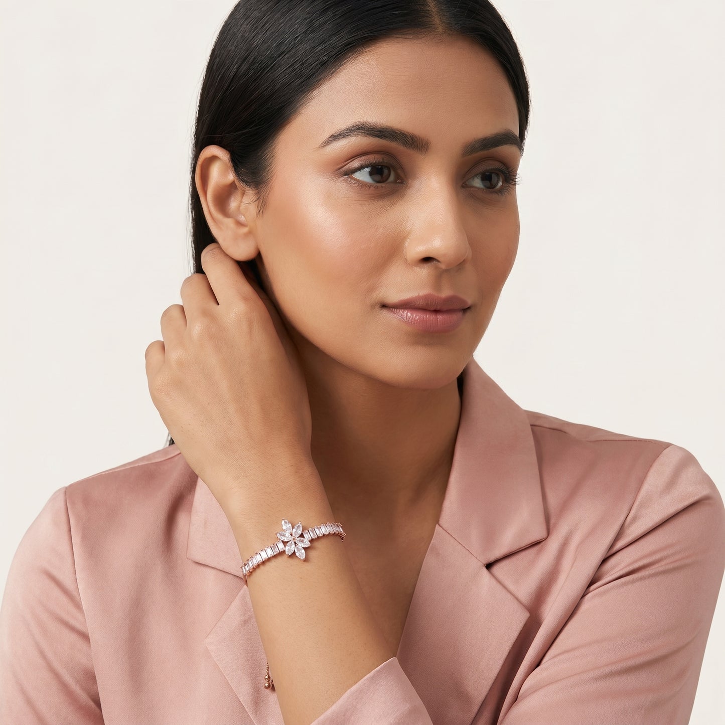 Rose Gold Petal Line Bracelet(Silver)