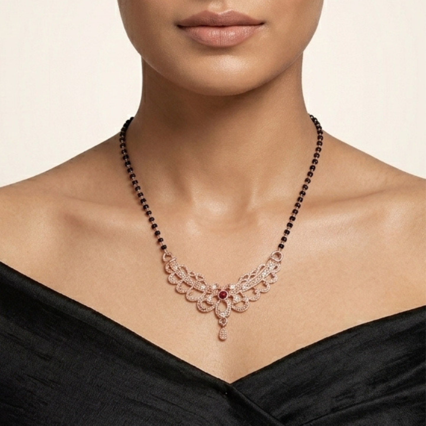 Amora Link Mangalsutra