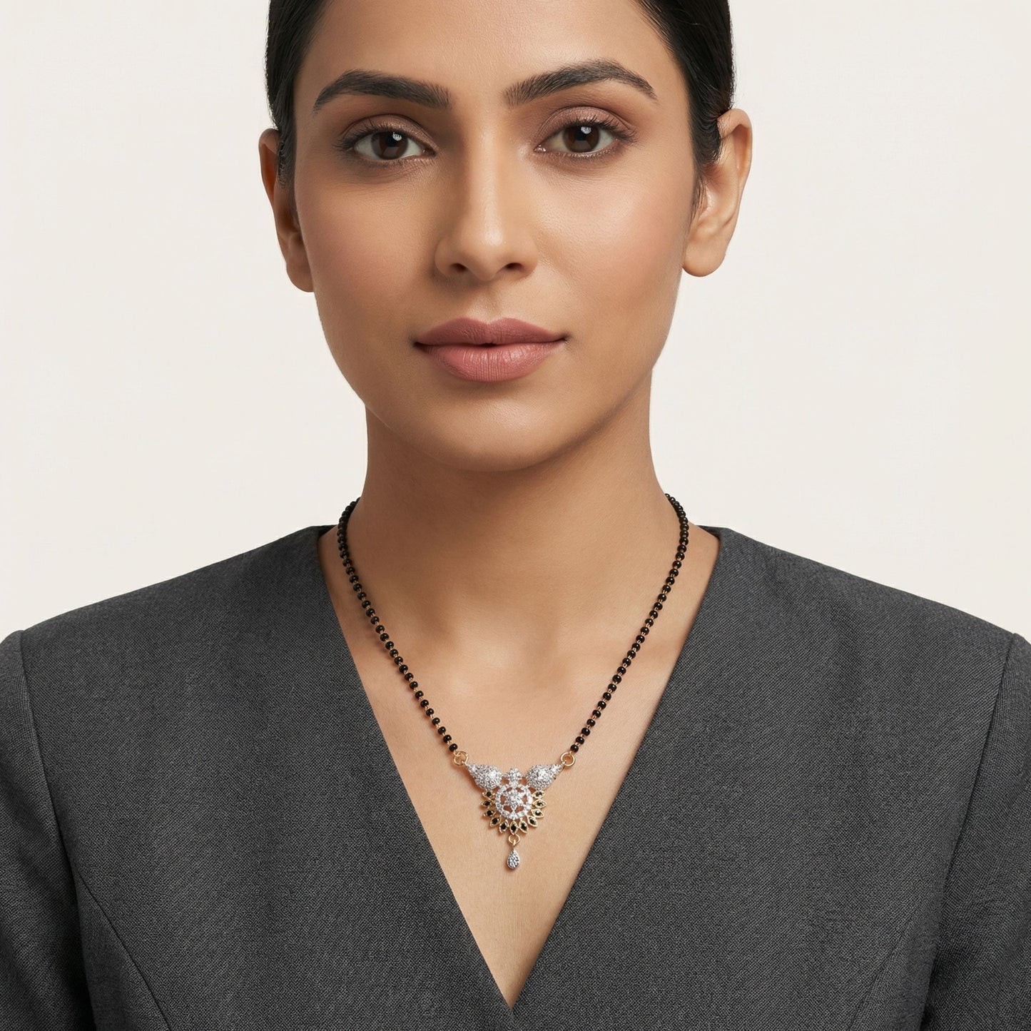 Luxe Curve Mangalsutra