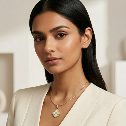 Velmira Pendant