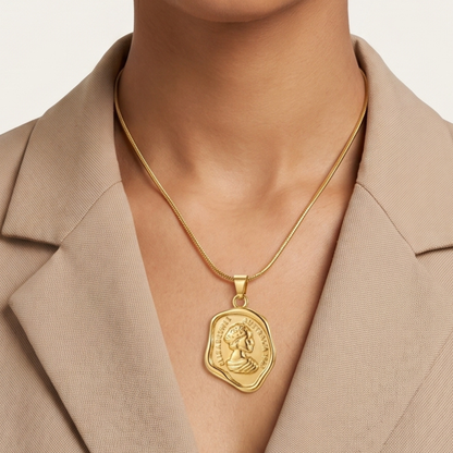 Royal Queen Pendant